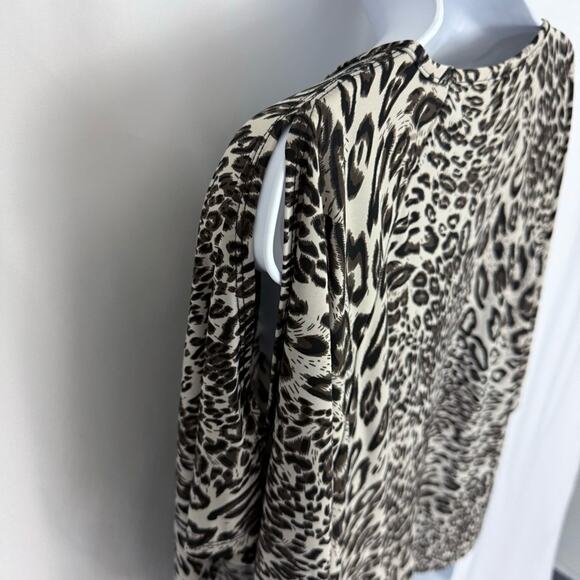 Isabella Rodriguez Open Shoulder Top Size Large - Picture 10 of 11